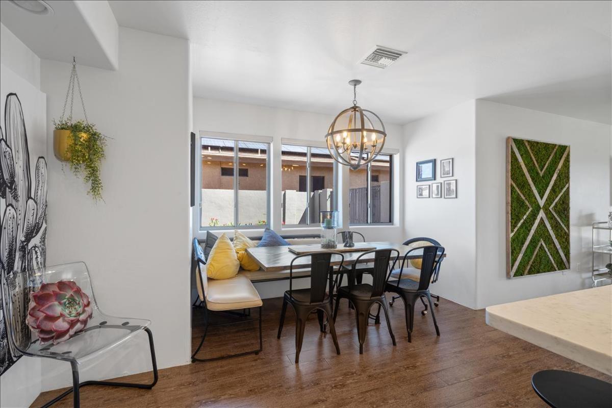 5 Bedroom 4 Bath Boutique Premium Location + Heated Pool Option Glendale